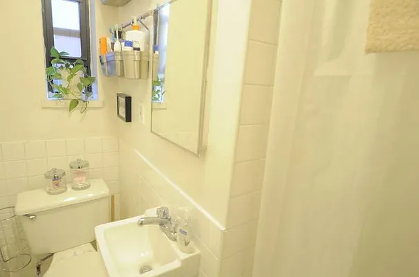 Rented by FirstService Realty (legacy) | media 23