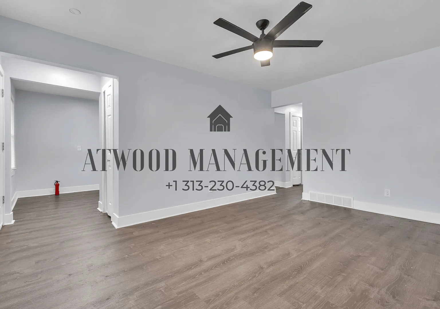 This beautifully updated 3-bedroom, 2-bath single-family home is ready for move-in! — Photo 4