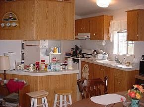 4th image of 1625 Johnson Ln
