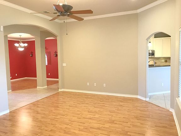 5th image of 15313 Guadalupe River Dr