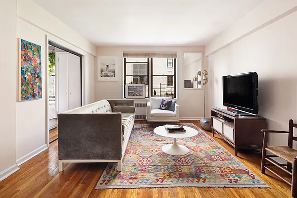 Sold by Compass | media 8