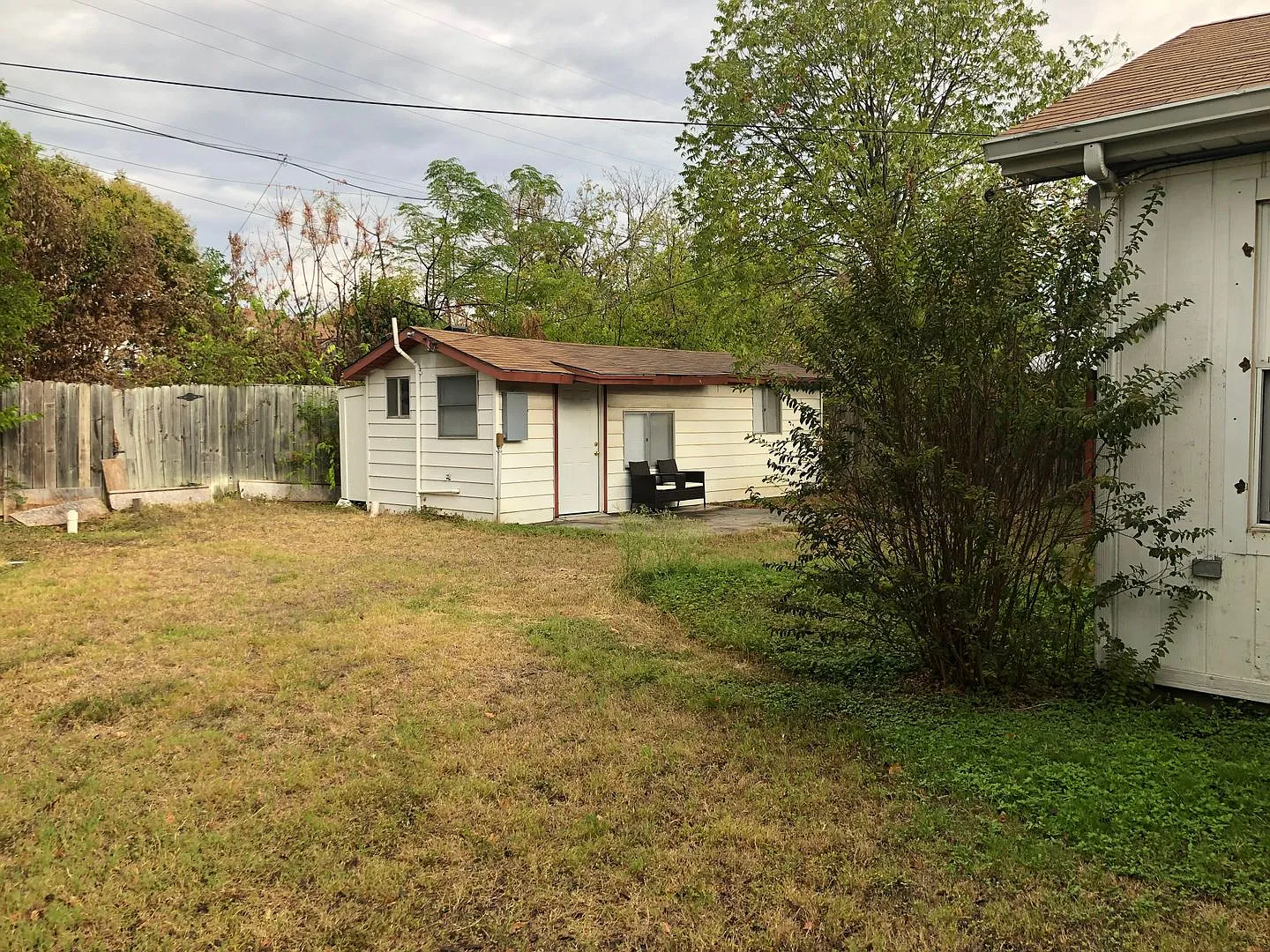 903 Conder St. — Photo 3