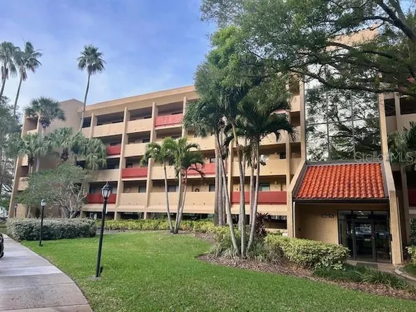 3062 EASTLAND BOULEVARD #303, CLEARWATER, FL 33761