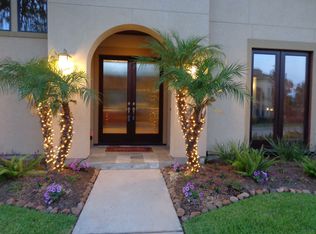 9410 Shady Lane Ct, Houston, TX 77063