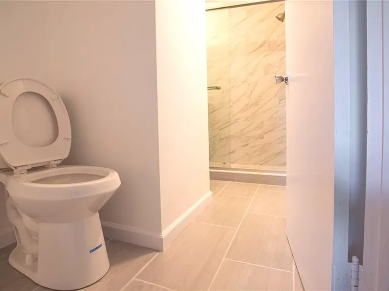1399 Barlow Rd #1 — Photo 10