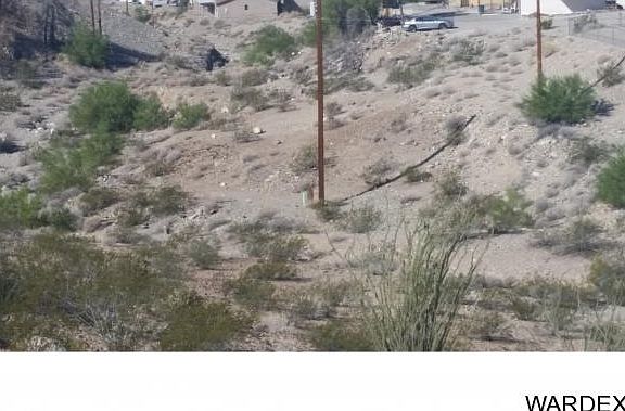 4th image of 241 Geronimo Ln N
