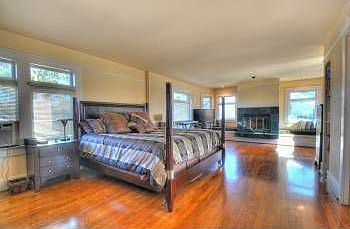 5th image of 4529 Rhode Island St