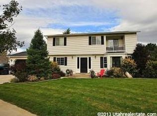 1971 E Falcon Hurst Ct, Sandy, UT 84092