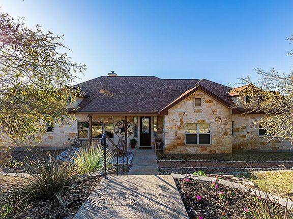 2nd image of 124 Solar Hill Dr