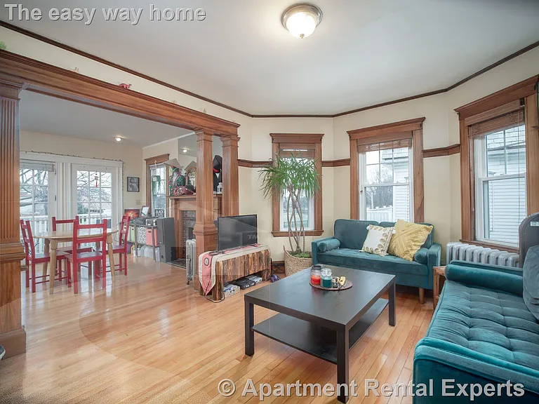 60 Powder House Blvd — Photo 11