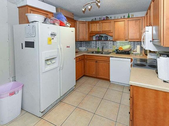 3rd image of 4383 Chesapeake Bay Drive