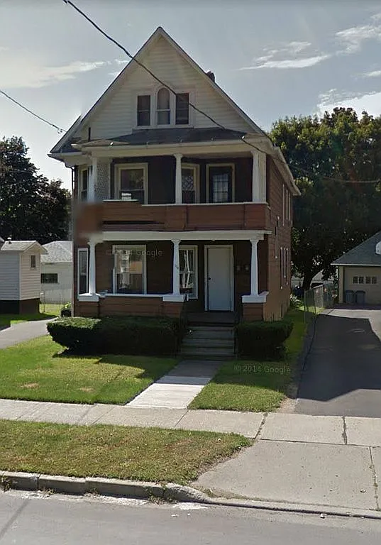 176 W Pulteney St photo 1