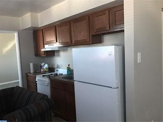 2nd image of 50 W Broad St APT 17