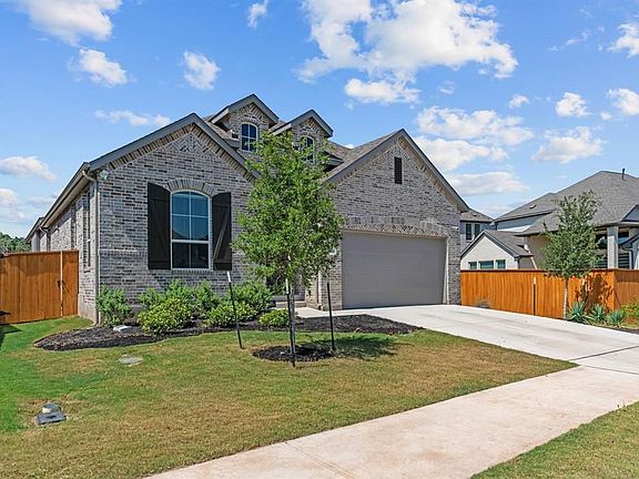 2nd image of 1204 Texas Ash Ln