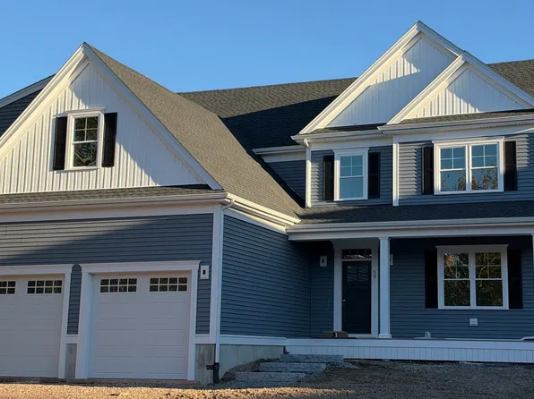 59 Cobb St, Mansfield, MA 02048