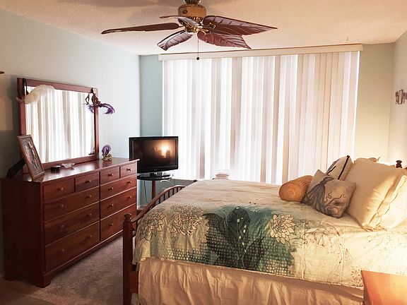 4th image of 806 Cypress Blvd APT 303