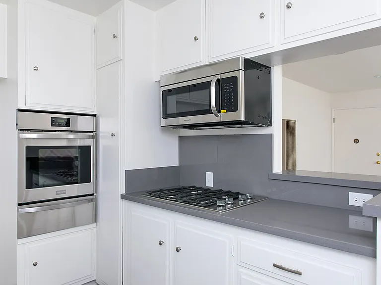 660 W Sierra Madre Blvd #U — Photo 11