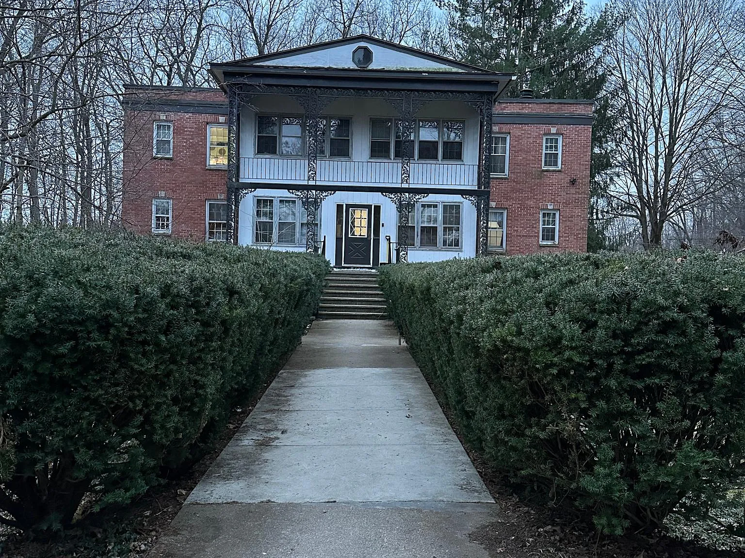 6200 Parkview Ave — Photo 3