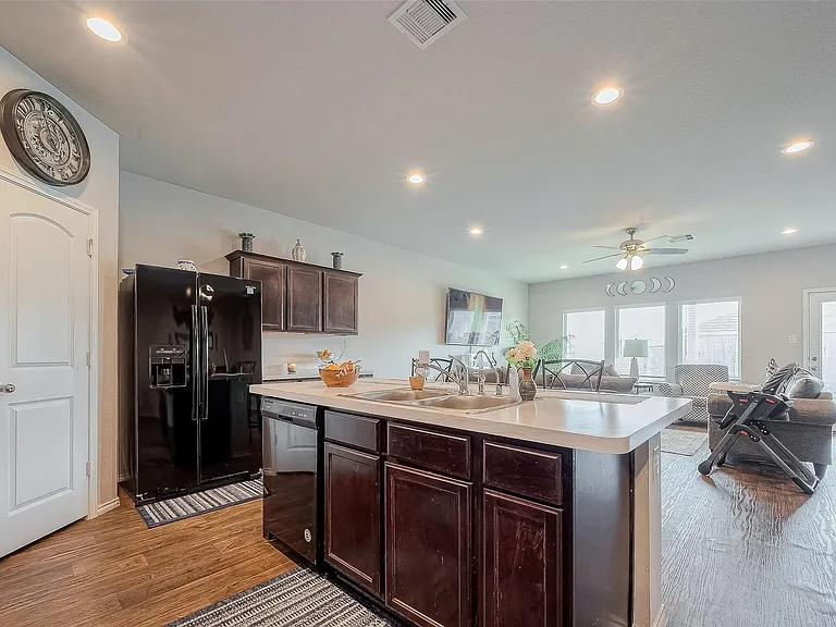 21311 Orono Heights Trl — Photo 7