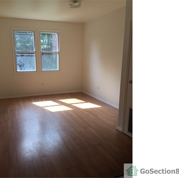 1st image of 724 Lyons Ave APT B2