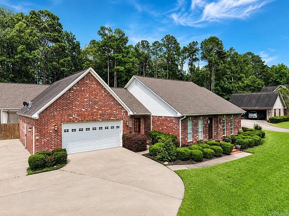 2nd image of 1013 Michael Ann Dr