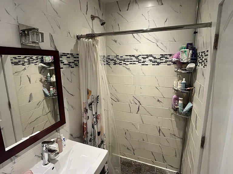 449 W 51st St #2R — Photo 8