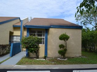 7446 NW 34th St, Lauderhill, FL 33319