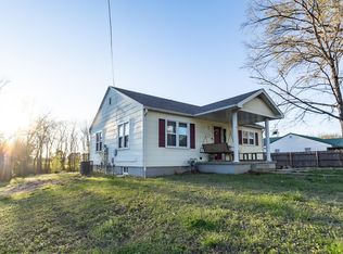 1711 N Ash Street, Nevada, MO 64772