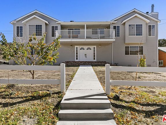 2nd image of 812 Glenbrook Dr
