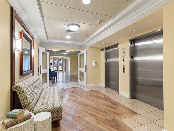 5th image of 36 Village 506