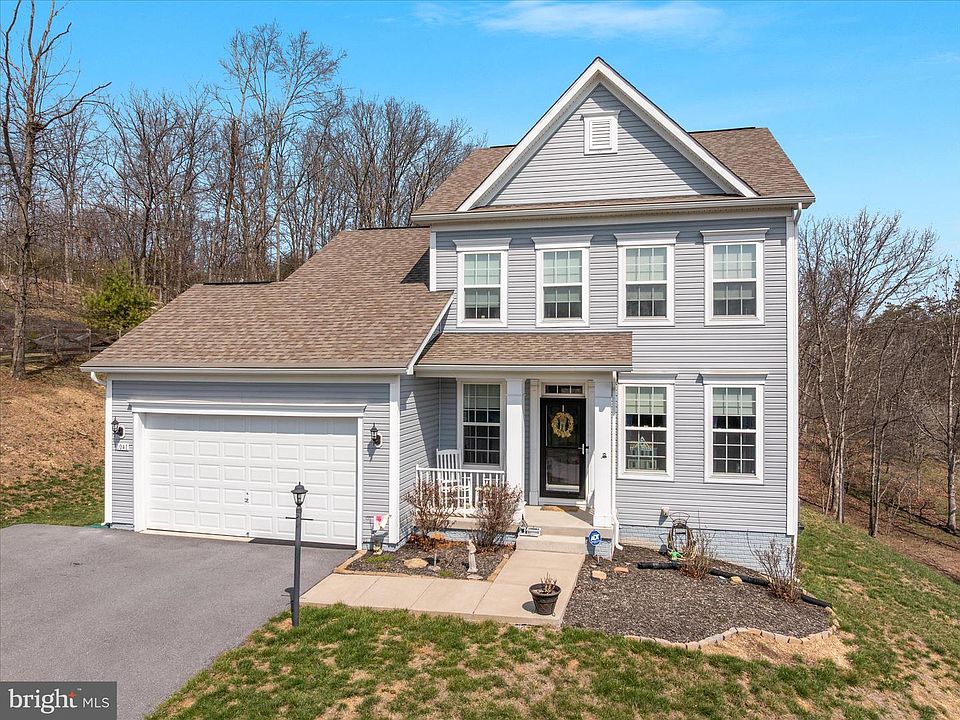 1st image of 1041 W Masters Dr