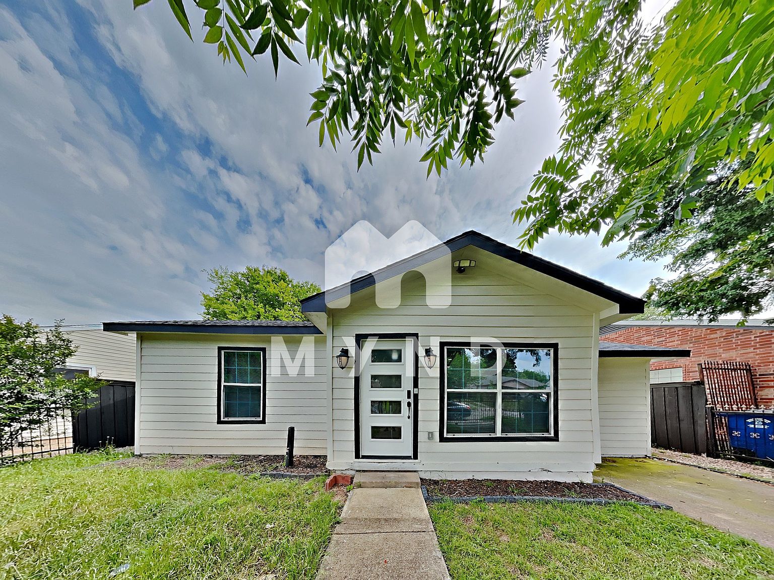 3622 Texas Dr, Dallas, TX 75211 | Zillow