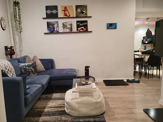 Rented by Chartwell Manhattan Realty | media 15