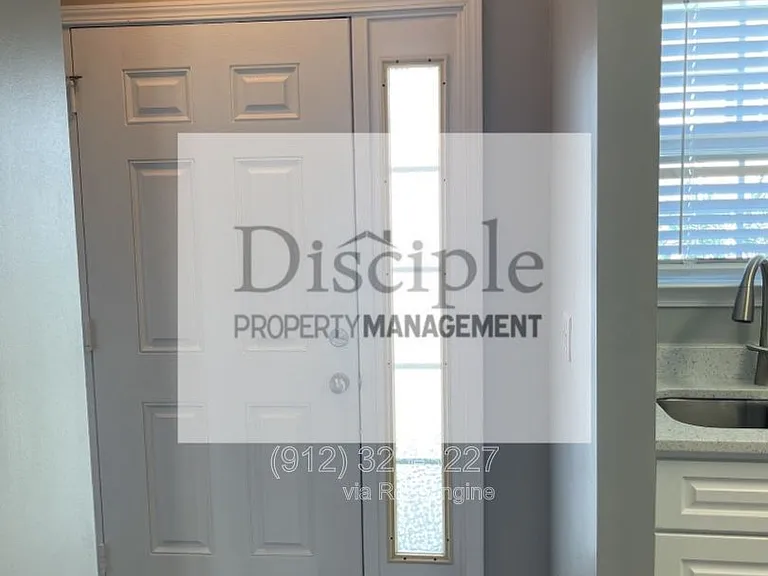 24 Cypress Ln — Photo 2