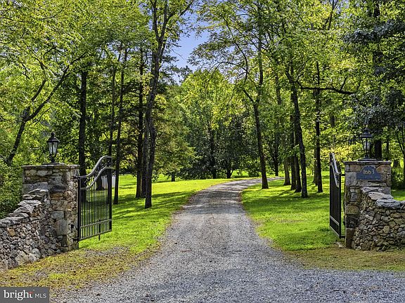 2nd image of 1663 Hatchers Mill Rd