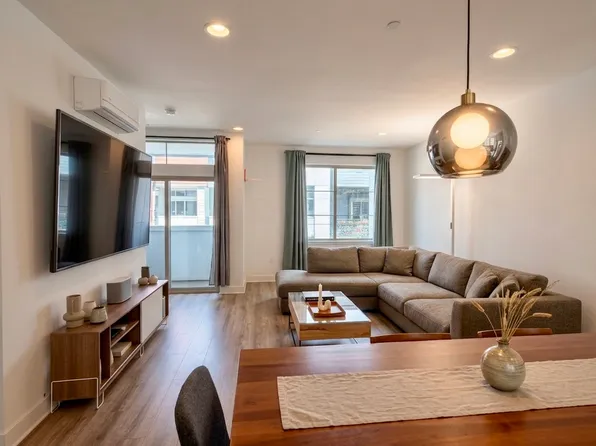 11416 117th Ln NE #3, Kirkland, WA 98034