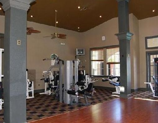 5th image of 2433 Centergate Dr APT 305
