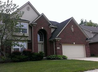 394 Cherry Ln, Inkster, MI 48141