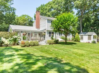 227 Norfolk Dr, East Hampton, NY 11937