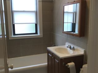 10736 S Calumet Ave APT 3E, Chicago, IL 60628