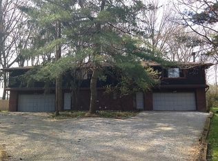 1490 & 1494 Gangl Dr, Stow, OH 44224