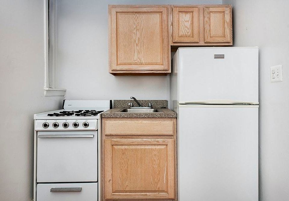 1st image of 2753 Broadway #B13
