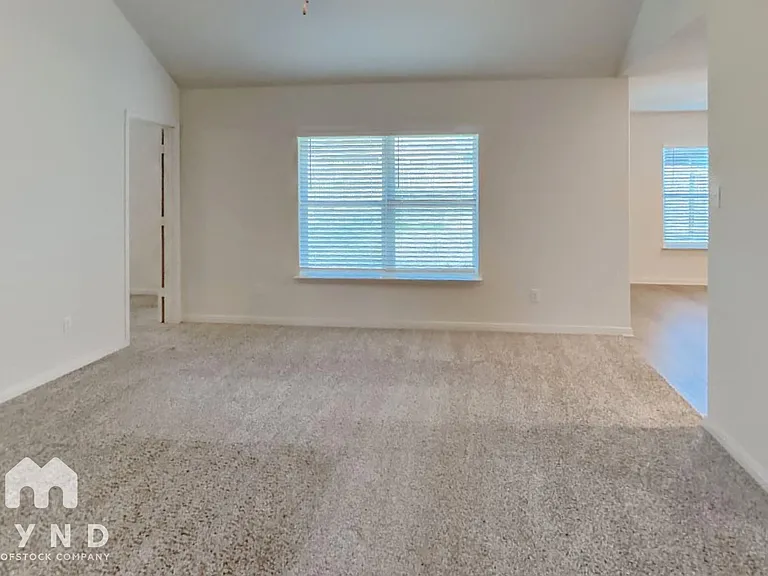 526 A D Crain St — Photo 5