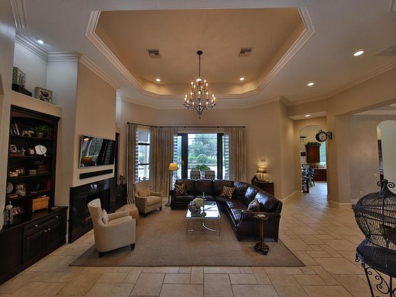 5th image of 7525 NW 33rd Pl
