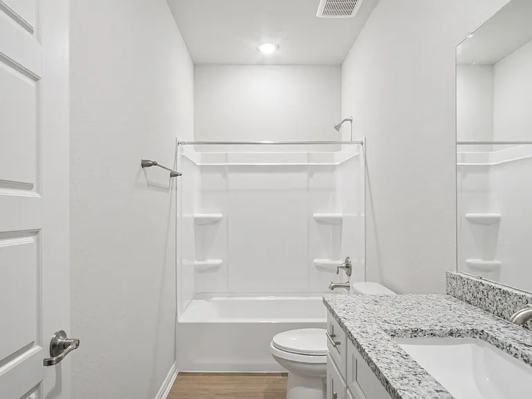 7146 Magnolia Vlg #201 — Photo 32