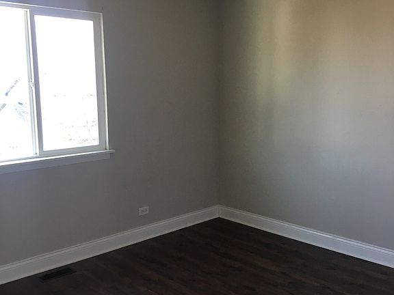 4th image of 1120 Norwood Ln