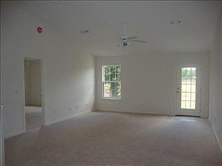 5th image of 111 Bettingers Pl