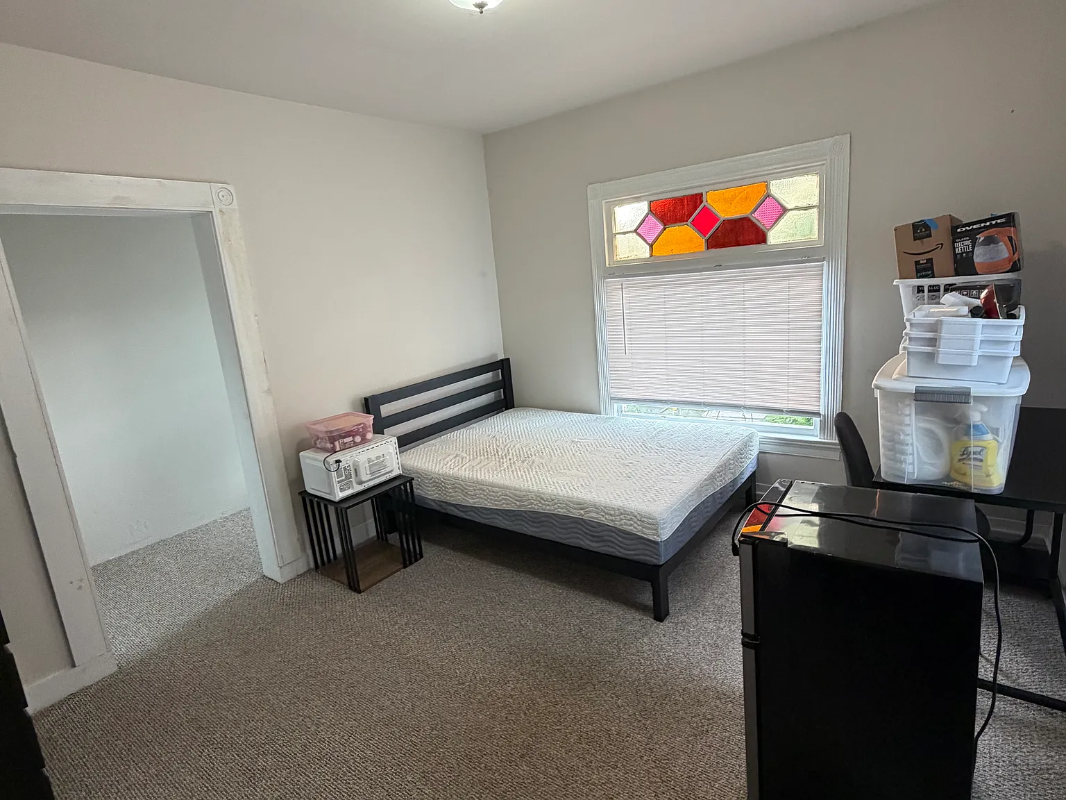 3 bed, 1200 sqft, $2,325 — Photo 2