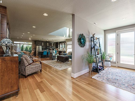 5th image of 8504 NE 39th Ave