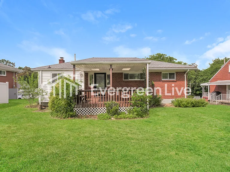 4709 Lolly Dr — Photo 12